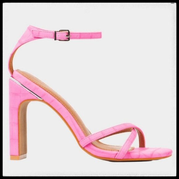 NWT Gabrielle Union Serenity Ankle Strap Sandal In Pink Women's Size 8.5 - Picture 1 of 12